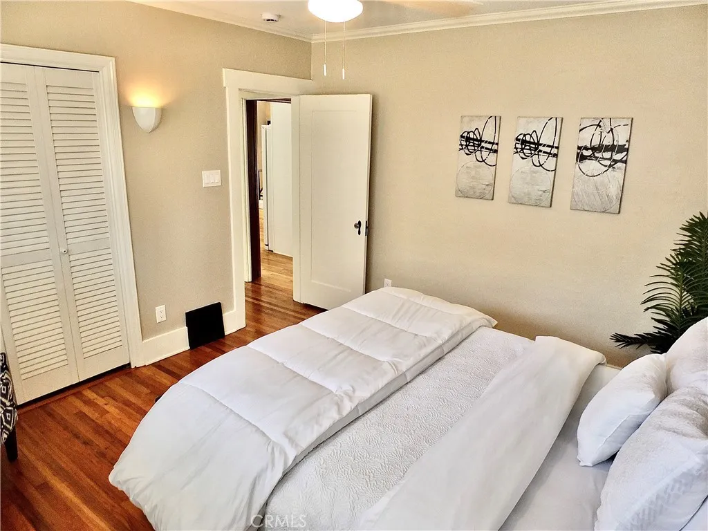 4719 E E. Colorado Street, Long Beach, California 90814 home-pic-35